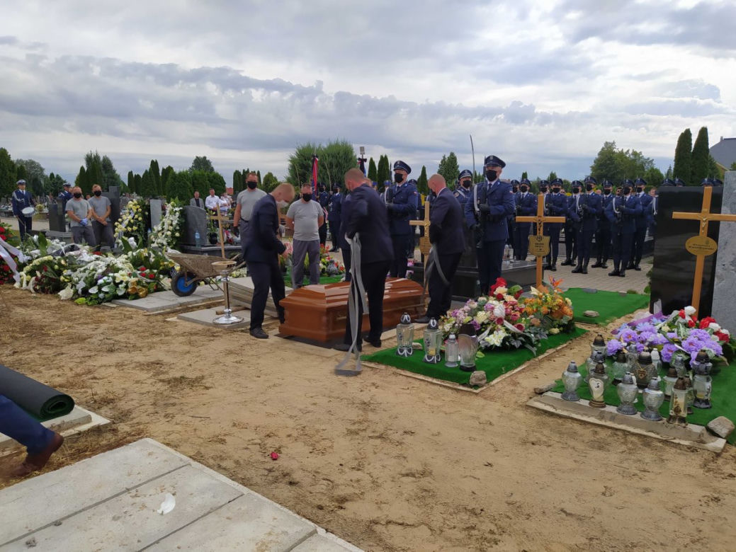 Pogrzeb policjanta, który utonął ratując dziecko
