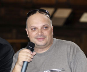 Krzysztof Skiba i jego wizerunek na przestrzeni lat. Tak zmieniał się lider Big Cyca
