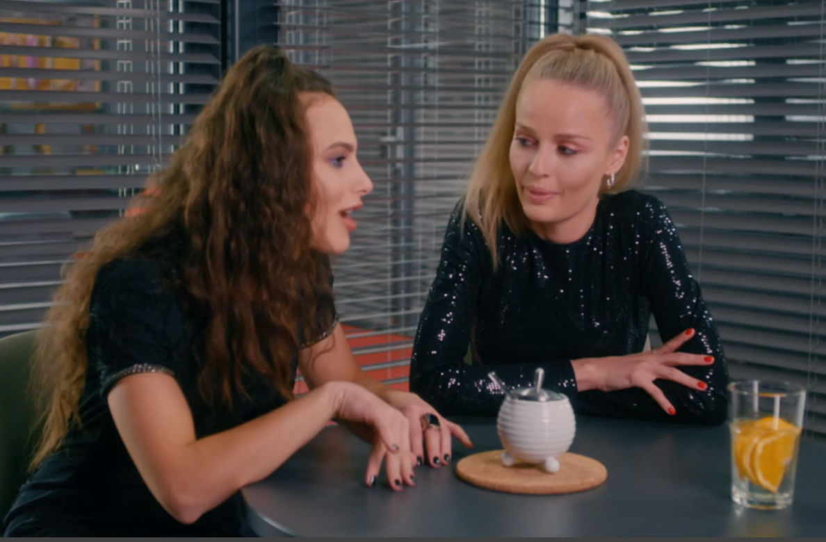 BrzydUla 2, odcinek 71, Modelki (Dominika Kryszczyńska, Agata Pieszko)