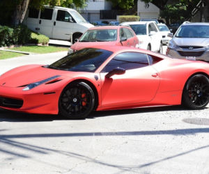 Justin Bieber jeździ Ferrari 458 Italia