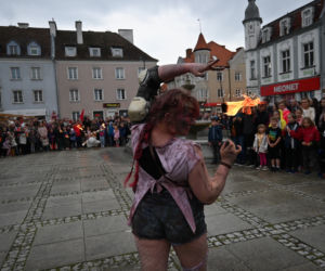 Warmiński Festiwal Ognia i Światła w Biskupcu. Zobaczcie, jak było! [ZDJĘCIA]