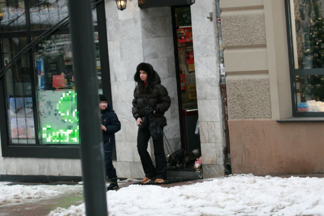 Marta Kaczyńska z synem na spacerze