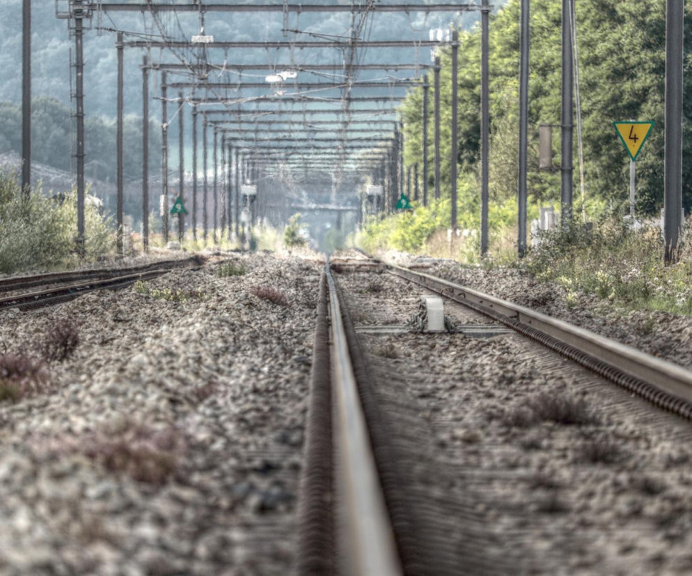 Tczew. Śmiertelne potrącenie 11-latki przez pociąg