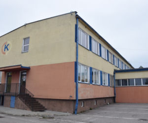 Centrum Kształcenia Praktycznego na sprzedaż. Zobacz, ile kosztuje [ZDJĘCIA]