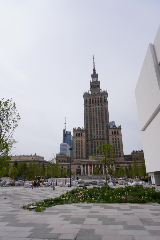 Trwają prace nad placem Centralnym w Warszawie