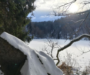Perła Zachodu zimą zachwyca. Ten kultowy szlak prowadzi do schroniska nad przepaścią