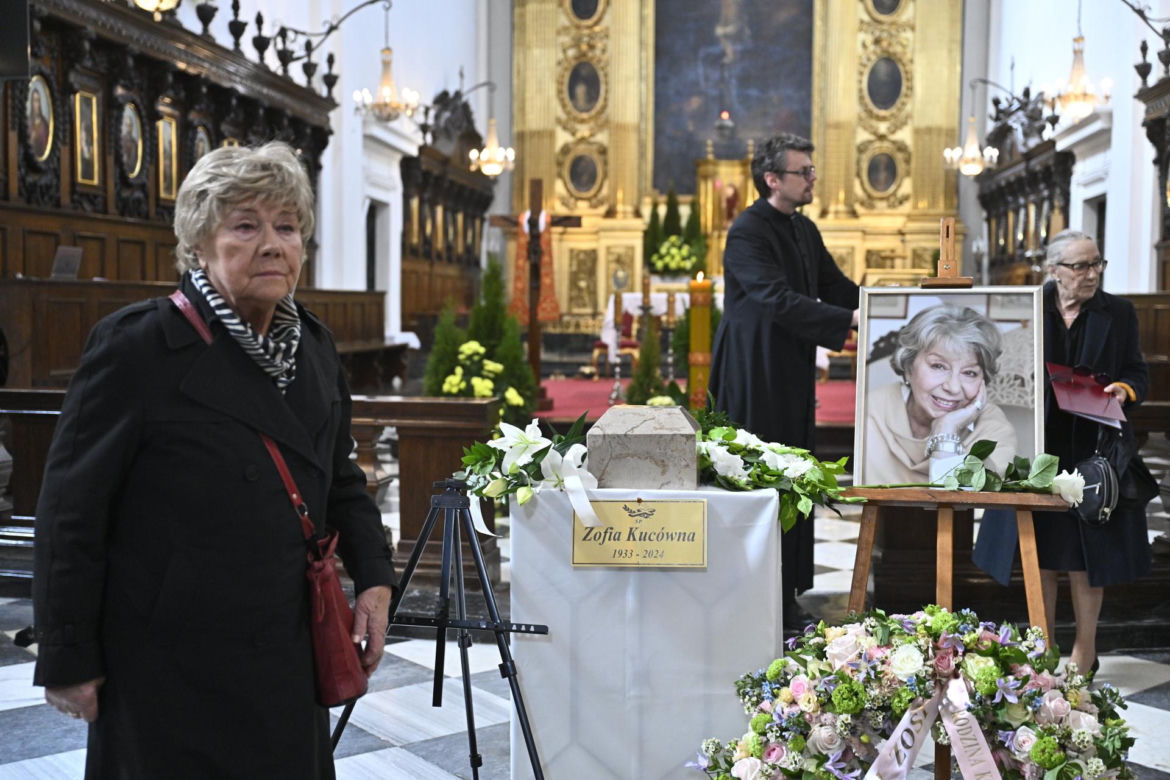  Lipowska wykonała poruszający gest na pogrzebie Kucówny