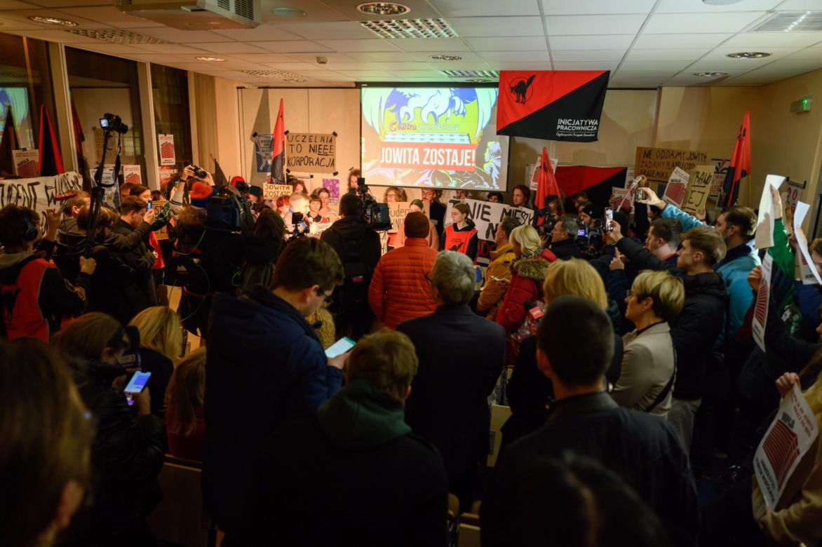 Minister nauki Dariusz Wieczorek w Poznaniu. DS "Jowita" zostaje! Znajdą się pieniądze na remont akademika