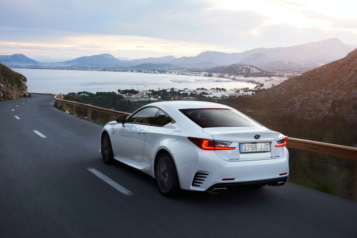 Lexus RC 300h