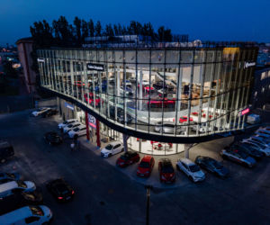 Toyota Romanowski Kraków - nowy salon Toyoty i Lexusa