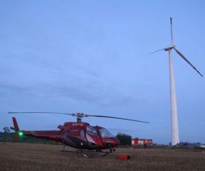Piorun uderzył w elektrownię wiatrową w Ciołkowie