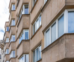Zabytkowa kamienica z al. Jerozolimskich 101 w Warszawie