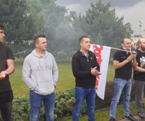 Związkowa Solidarność w MAN BUS nadal protestuje! Dziś przed zakładem było głośno