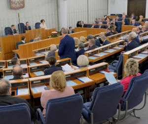 Ważne! Senat próbował zmiękczyć projekt ws. Airbnb