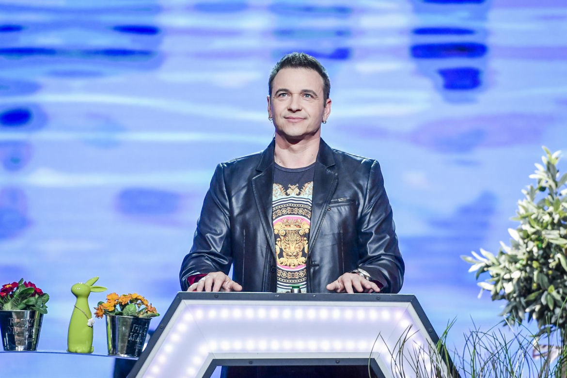 Zaczynał od rocka, dziś jest królem disco polo. Tak przez lata zmieniał się Radek Liszewski