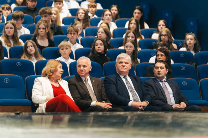 Najzdolniejsi uczniowie odebrali stypendia Prezydenta Miasta Siedlce