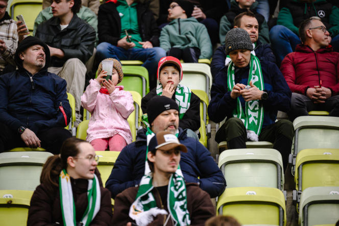Lechia Gdańsk - Raków Częstochowa; Zdjęcia kibiców z meczu 30. kolejki PKO BP Ekstraklasy