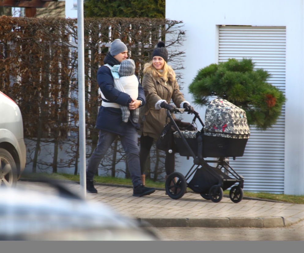 Marcin Dubieniecki i Katarzyna Modrzewska na spacerze