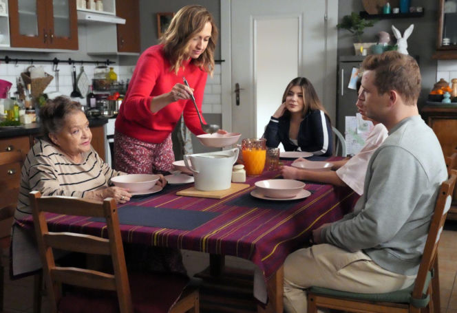 "Barwy szczęścia", odcinek 3337: Zdemaskowana Renata wpada w panikę, gdy diler odcina jej dostęp do narkotyków