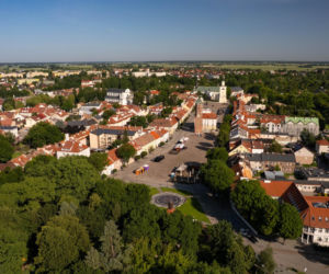 W dawnych koszarach w Pułtusku ma powstać wielki park handlowy. Projekt czeka na decyzje