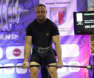 Policjant z Warmii i Mazur potrójnym mistrzem w trójboju