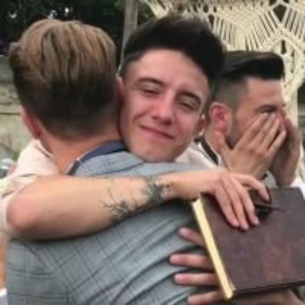 Dawid Kwiatkowski płacze na gejowskim ślubie brata. Wzruszająca przemowa!