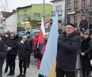 Starachowice solidarne z Ukrainą. Wiec poparcia na Rynku