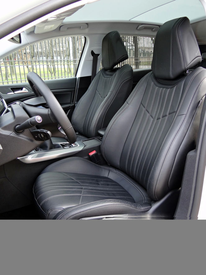 Peugeot 308 - siedzenia