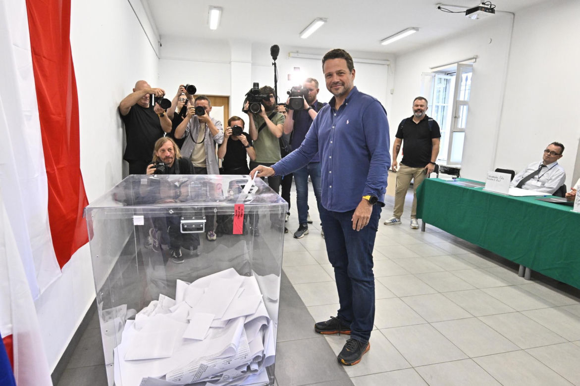 Tak głosują warszawscy politycy. Złapaliśmy Rafała Trzaskowskiego i Hannę Gronkiewicz-Waltz przy urnach