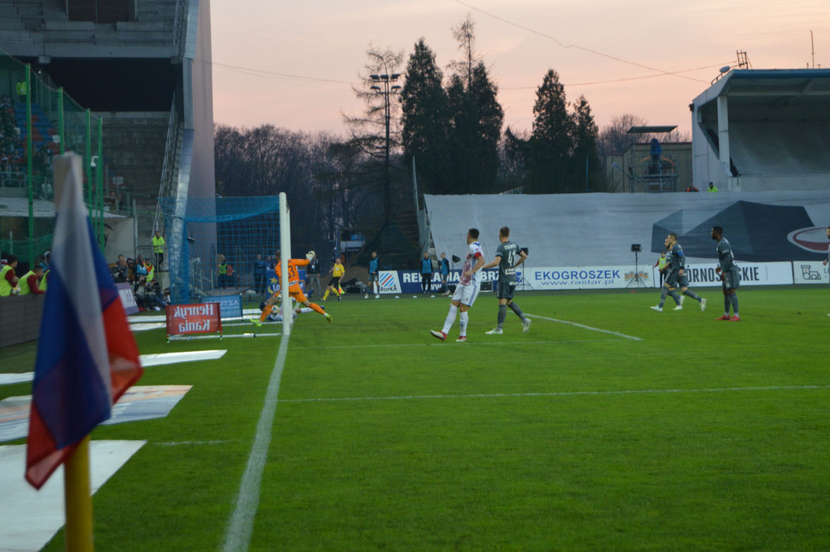 Górnik Zabrze - Legia Warszawa 1:2. Niewykorzystane sytuacje się mszczą [ZDJĘCIA KIBICÓW]