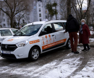 Toruń ma społeczną taksówkę. Tak wyglądają pojazdy!