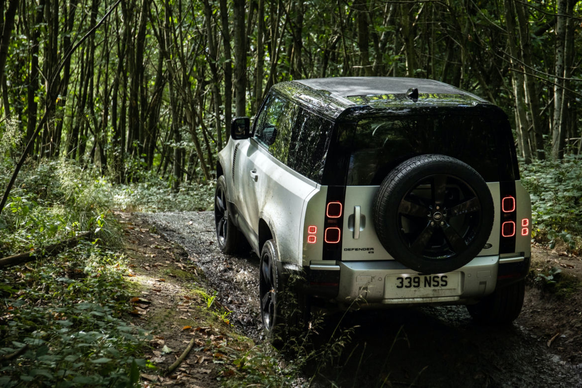 Land Rover Defender 90