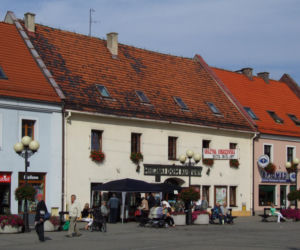 Zachwyca nie tylko rynkiem, ale też unikatowymi kościołami. To jedno z najpiękniejszych miast w woj. śląskim