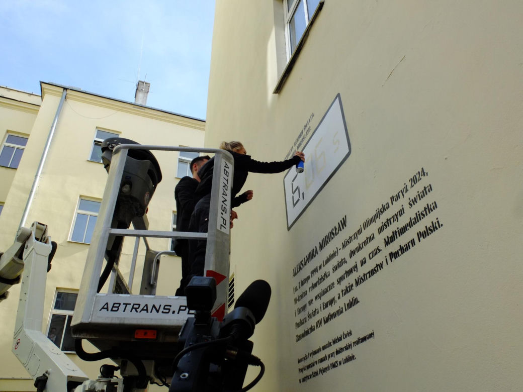 Aleksandra Mirosław przemalowała mural ze swoim wizerunkiem. "Nie wiedziałam co z tego wyjdzie"