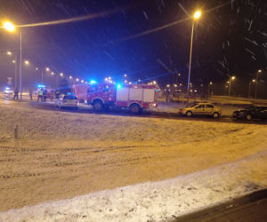 Tragedia na autostradzie A4. Autokar runął do rowu. Zginęła 1 osoba, jest 9 rannych! [ZDJĘCIA]