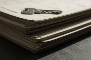 Mafia z Trójmiasta. Ujawniono, ile lat bezkarnie działała w cieniu agencji towarzyskich?