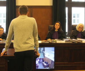Zabił, bo chciał złoty łańcuch? Świadkowie zeznają przeciwko zawodnikowi KSW