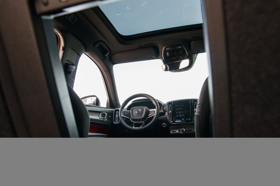 Volvo XC40 D4 190 KM R Design