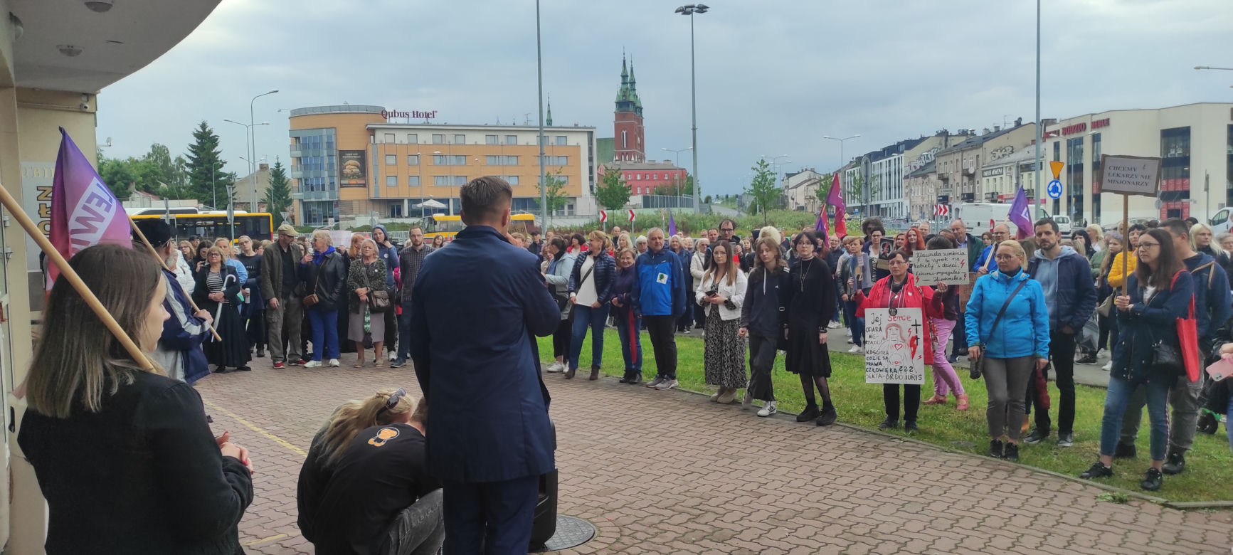 Protest kobiet "Ani jednej więcej!" w Kielcach (14 czerwca 2023)