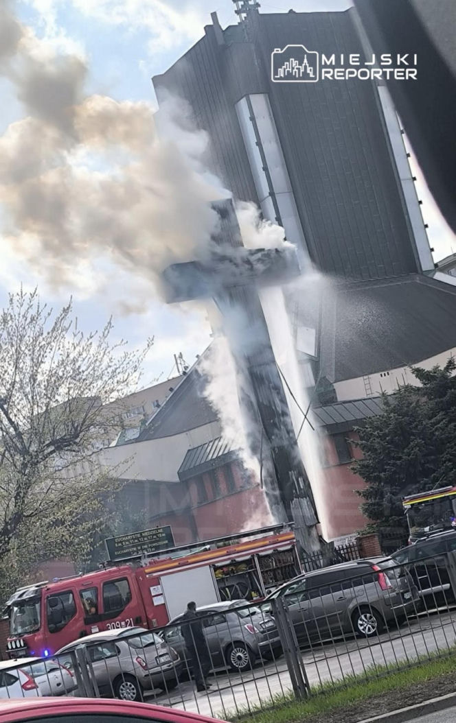 Pożar krzyża Mokotów