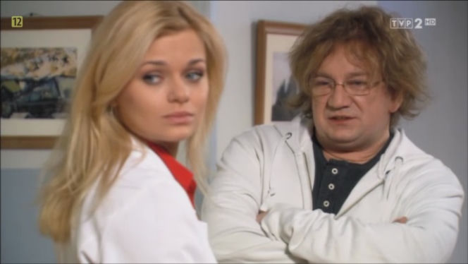 Na dobre i na złe odc. 528. Agata Woźnicka (Emilia Komarnicka), Starzyński (Paweł Królikowski)