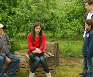 M jak MIŁOŚĆ, odc. 931. Kasia (Agnieszka Sienkiewicz), Lucjan (Witold Pyrkosz), Marek (Kacper Kuszewski), Mateusz (Krystian Domagała)