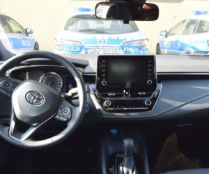 Hybrydowe Toyoty - nowe radiowozy w Rzeszowie