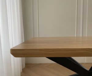 Dębowy stół