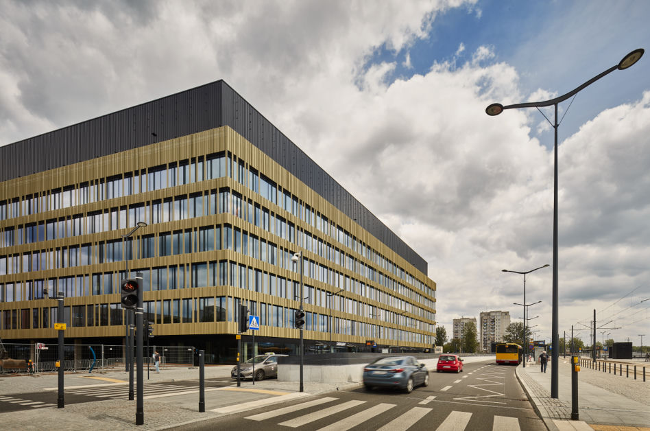 Nowa Fabryczna w Łodzi - nowoczesny biurowiec projektu medusagroup już gotowy