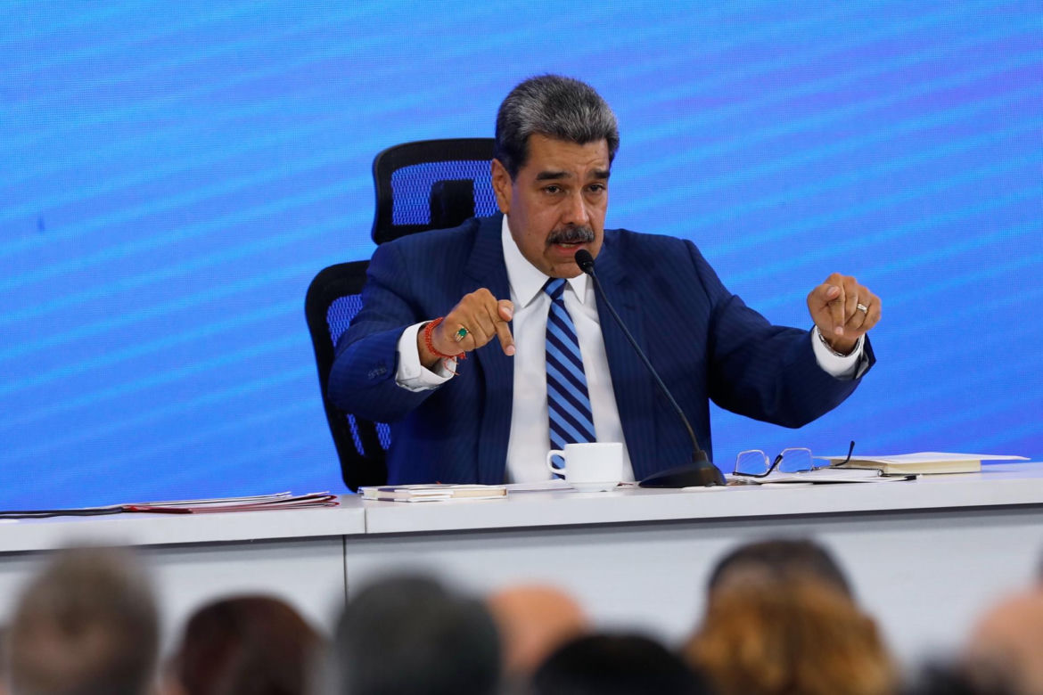 Nicolas Maduro z małżonką zostali schwytani i wywiezieni z kraju