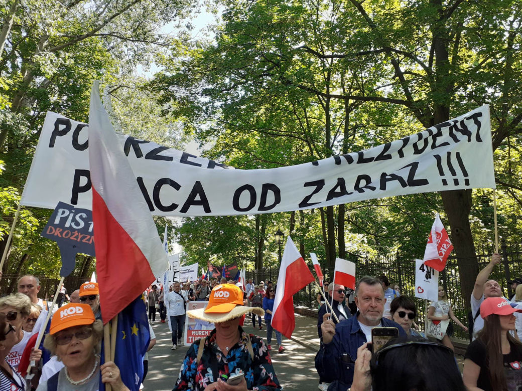 Marsz 4 czerwca w Warszawie - tłumy na ulicach stolicy!