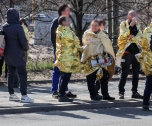 Strzały w łódzkiej fabryce, 400 osób ewakuowanych. Trwa obława