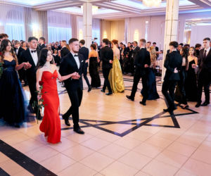 Studniówka siedleckiej Królówki 2026 - walc i polonez