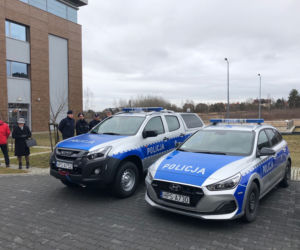 Nowe radiowozy dla policnatów z powiatu kieleckiego
